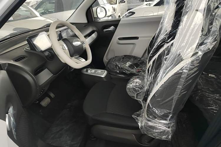 Used CHANGAN NEVO Lumin 2026 Model Treasure Edition 205km Passionate Beige Ningde Left Front Seat