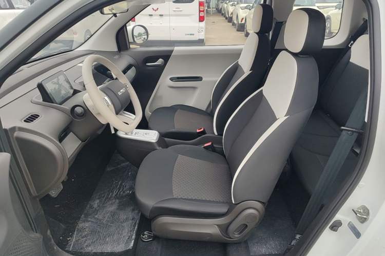 Used CHANGAN NEVO Lumin 2026 Model Treasure Edition 205km Passionate Beige Ningde Left Front Seat