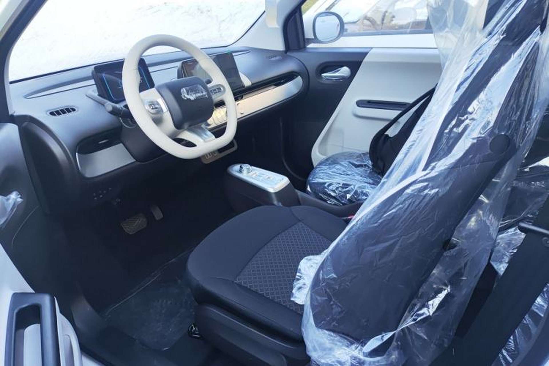 Used CHANGAN NEVO Lumin 2026 Model Treasure Edition 205km Beloved Beige Guoxuan Left Front Seat