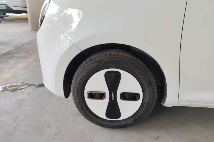 Used CHANGAN NEVO Lumin 2026 Model Treasure Edition 205km Passionate Beige Ningde Left Front Wheel Hub