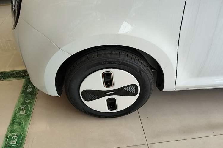 Used CHANGAN NEVO Lumin 2026 Model Treasure Edition 205km Passionate Beige Ningde Left Front Wheel Hub