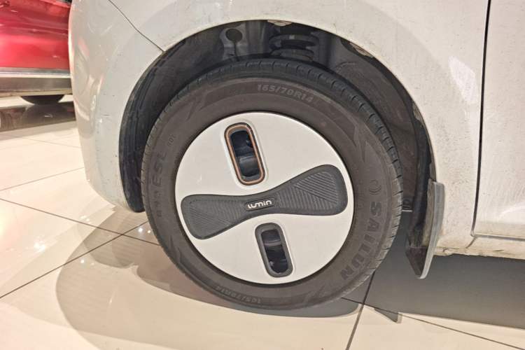 Used CHANGAN NEVO Lumin 2026 Model Treasure Edition 301km Cherished Beige Ningde Left Front Wheel Hub