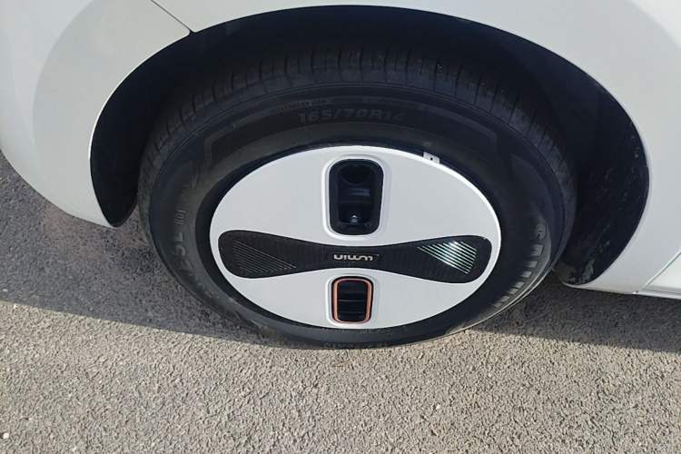 Used CHANGAN NEVO Lumin 2026 Model Treasure Edition 205km Passionate Beige Ningde Left Front Wheel Hub