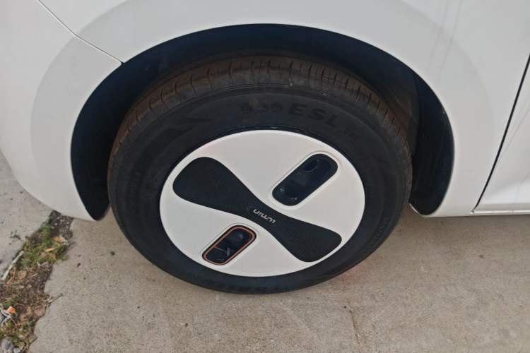 Used CHANGAN NEVO Lumin 2026 Model Treasure Edition 205km Passionate Beige Ningde Left Front Wheel Hub