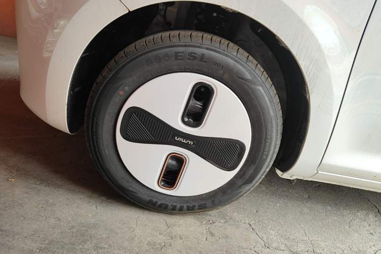 Used CHANGAN NEVO Lumin 2026 Model Treasure Edition 205km Passionate Beige Ningde Left Front Wheel Hub