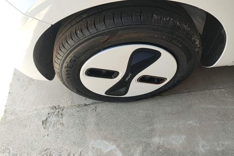 Used CHANGAN NEVO Lumin 2026 Model Treasure Edition 205km Passionate Beige Ningde Left Front Wheel Hub