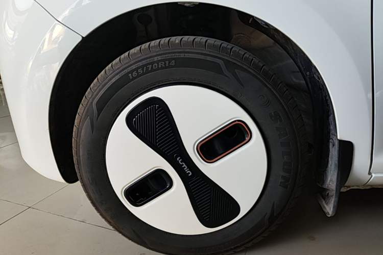 Used CHANGAN NEVO Lumin 2026 Model Treasure Edition 205km Passionate Beige Ningde Left Front Wheel Hub