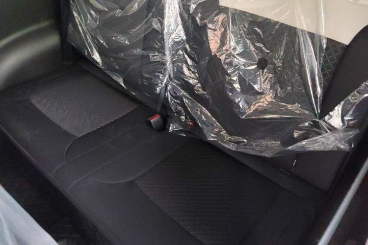 Used CHANGAN NEVO Lumin 2026 Model Treasure Edition 205km Passionate Beige Ningde Left Rear Seat