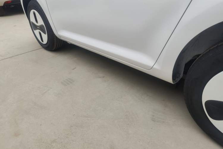 Used CHANGAN NEVO Lumin 2026 Model Treasure Edition 205km Passionate Beige Ningde Left Side Sill