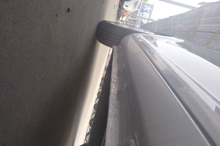 Used CHANGAN NEVO Lumin 2026 Model Treasure Edition 205km Beloved Beige Guoxuan Left Side Sill