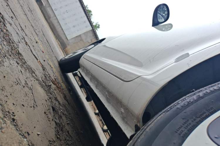 Used CHANGAN NEVO Lumin 2026 Model Treasure Edition 205km Beloved Beige Guoxuan Left Side Sill