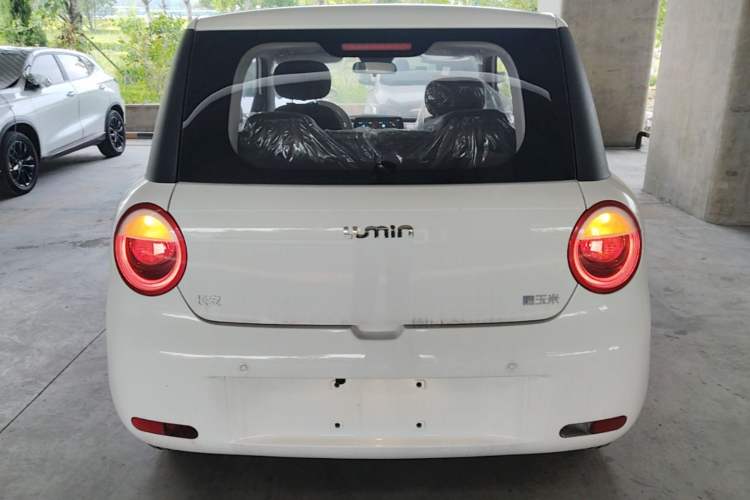Used CHANGAN NEVO Lumin 2026 Model Treasure Edition 205km Passionate Beige Ningde Rear