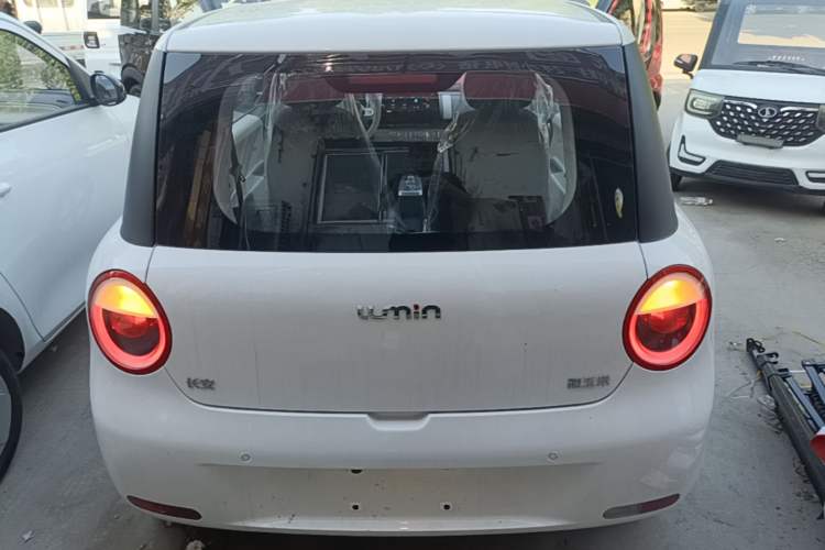 Used CHANGAN NEVO Lumin 2026 Model Treasure Edition 205km Passionate Beige Ningde Rear