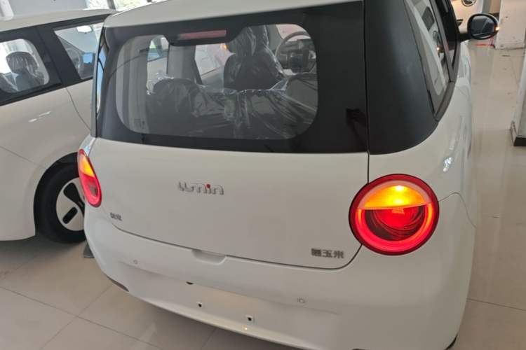 Used CHANGAN NEVO Lumin 2026 Model Treasure Edition 205km Passionate Beige Ningde Rear