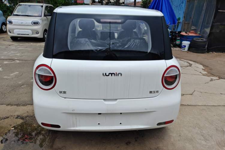Used CHANGAN NEVO Lumin 2026 Model Treasure Edition 205km Beloved Beige Guoxuan Rear