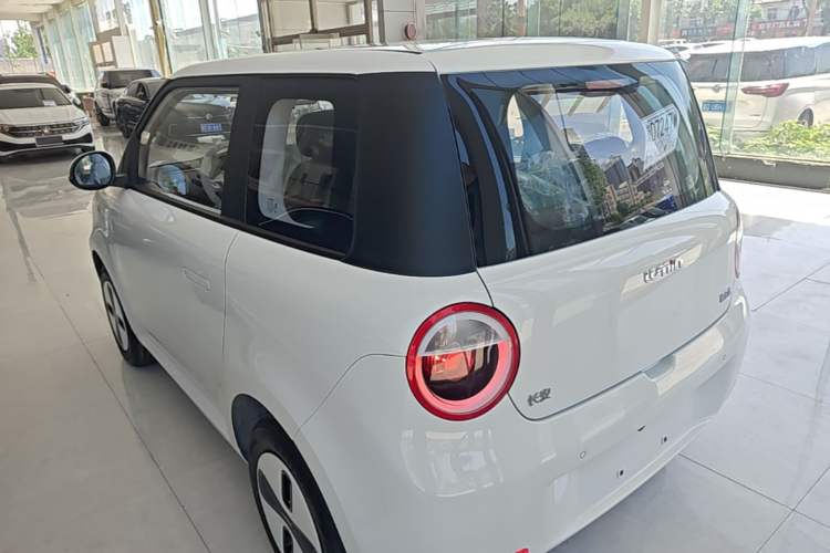 Used CHANGAN NEVO Lumin 2026 Model Treasure Edition 205km Passionate Beige Ningde Rear Left 45 Deg
