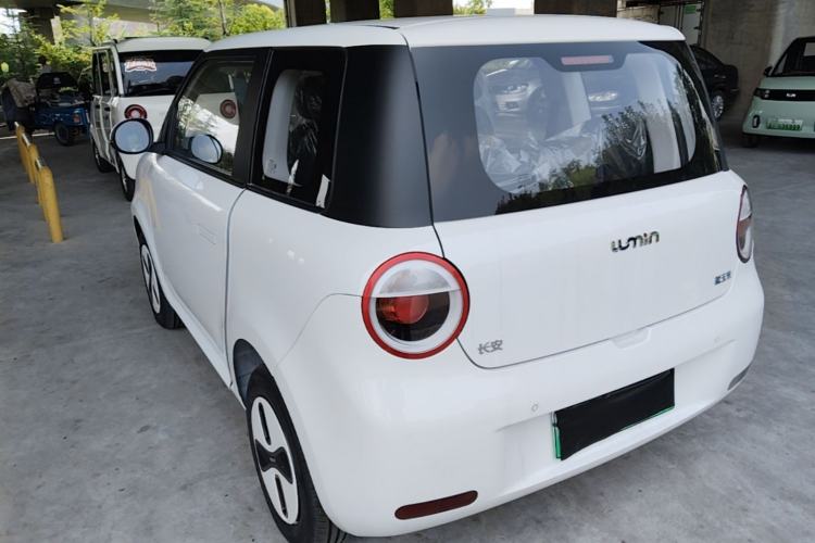 Used CHANGAN NEVO Lumin 2026 Model Treasure Edition 205km Passionate Beige Ningde Rear Left 45 Deg