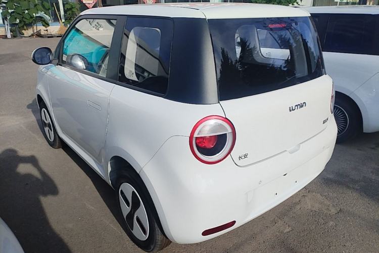 Used CHANGAN NEVO Lumin 2026 Model Treasure Edition 205km Passionate Beige Ningde Rear Left 45 Deg