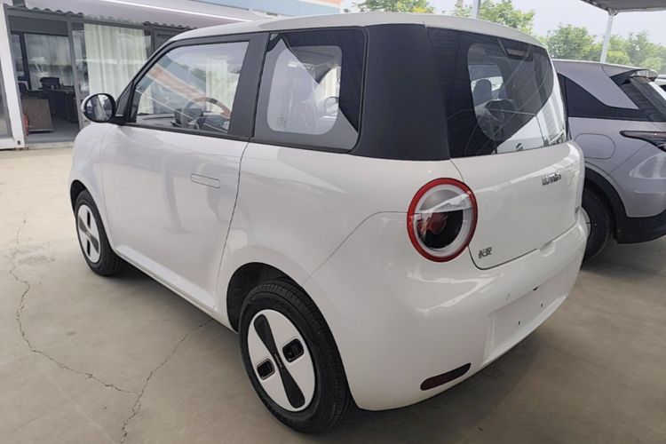Used CHANGAN NEVO Lumin 2026 Model Treasure Edition 205km Passionate Beige Ningde Rear Left 45 Deg