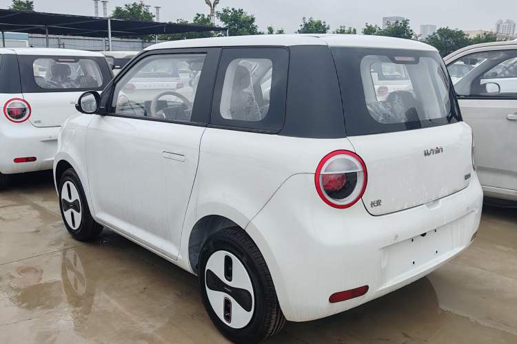Used CHANGAN NEVO Lumin 2026 Model Treasure Edition 205km Passionate Beige Ningde Rear Left 45 Deg