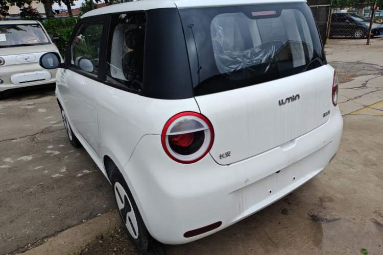 Used CHANGAN NEVO Lumin 2026 Model Treasure Edition 205km Beloved Beige Guoxuan Rear Left 45 Deg