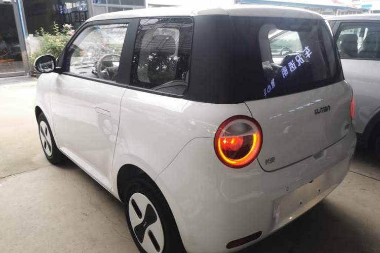 Used CHANGAN NEVO Lumin 2026 Model Treasure Edition 205km Passionate Beige Ningde Rear Left 45 Deg