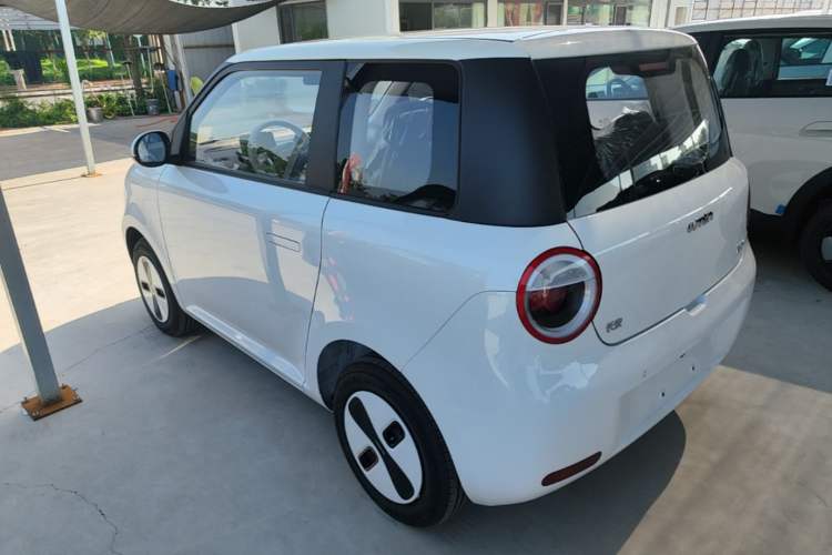 Used CHANGAN NEVO Lumin 2026 Model Treasure Edition 205km Passionate Beige Ningde Rear Left 45 Deg