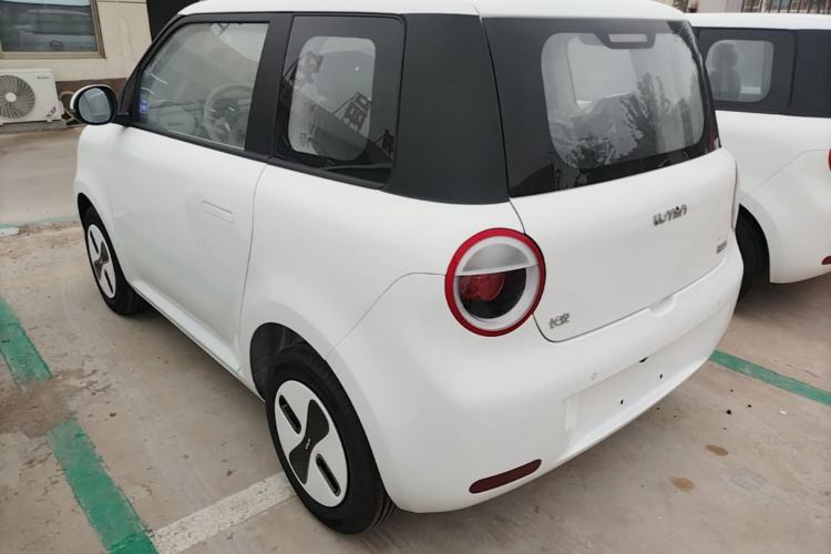 Used CHANGAN NEVO Lumin 2026 Model Treasure Edition 205km Passionate Beige Ningde Rear Left 45 Deg