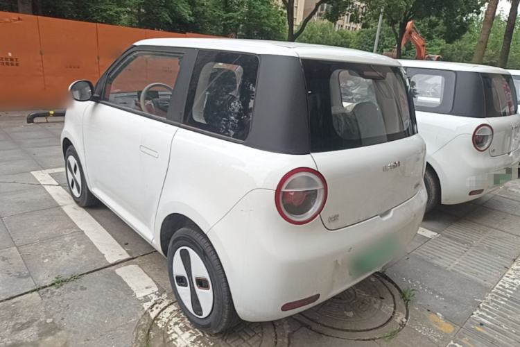 Used CHANGAN NEVO Lumin 2026 Model Treasure Edition 205km Beloved Beige Guoxuan Rear Left 45 Deg