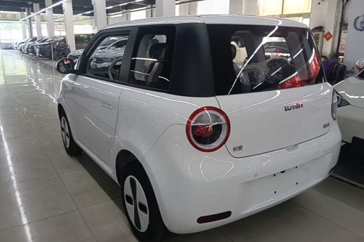 Used CHANGAN NEVO Lumin 2026 Model Treasure Edition 205km Passionate Beige Ningde Rear Left 45 Deg