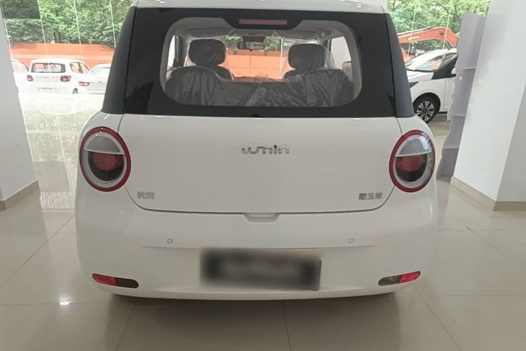 Used CHANGAN NEVO Lumin 2026 Model Treasure Edition 205km Beloved Beige Guoxuan Rear