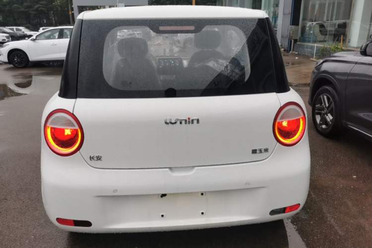 Used CHANGAN NEVO Lumin 2026 Model Treasure Edition 205km Passionate Beige Ningde Rear