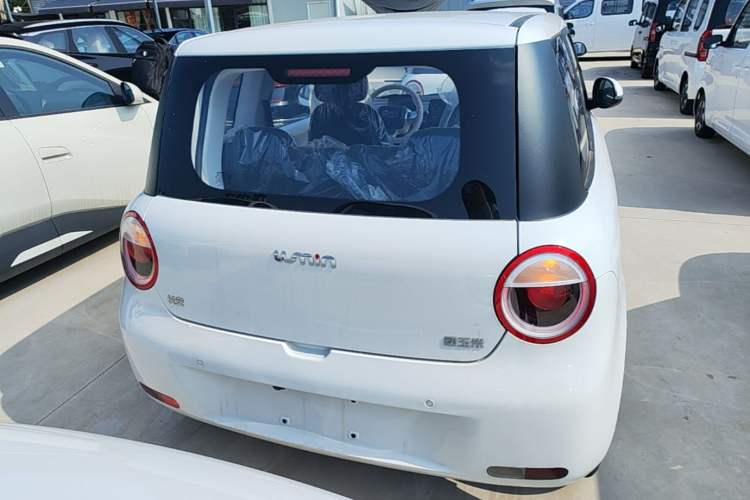 Used CHANGAN NEVO Lumin 2026 Model Treasure Edition 205km Passionate Beige Ningde Rear