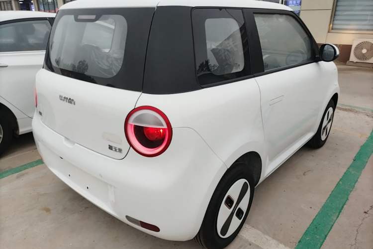 Used CHANGAN NEVO Lumin 2026 Model Treasure Edition 205km Passionate Beige Ningde Rear Right 45 Deg
