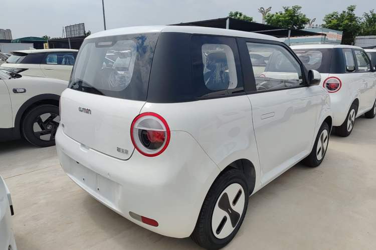 Used CHANGAN NEVO Lumin 2026 Model Treasure Edition 205km Passionate Beige Ningde Rear Right 45 Deg