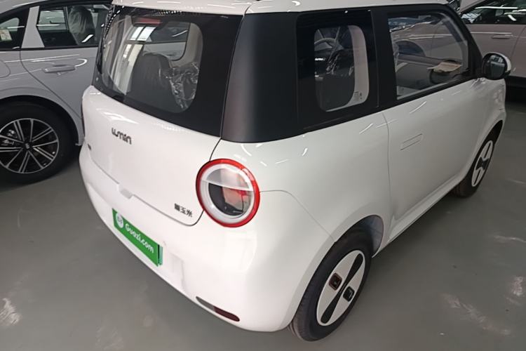 Used CHANGAN NEVO Lumin 2026 Model Treasure Edition 205km Passionate Beige Ningde Rear Right 45 Deg