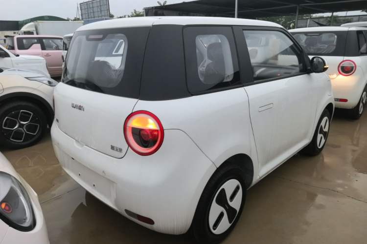 Used CHANGAN NEVO Lumin 2026 Model Treasure Edition 205km Passionate Beige Ningde Rear Right 45 Deg