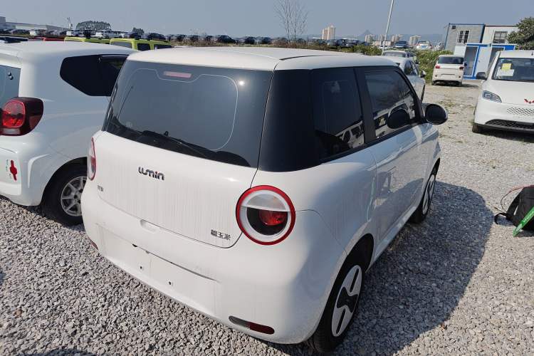 Used CHANGAN NEVO Lumin 2026 Model Treasure Edition 301km Cherished Beige Ningde Rear Right 45 Deg