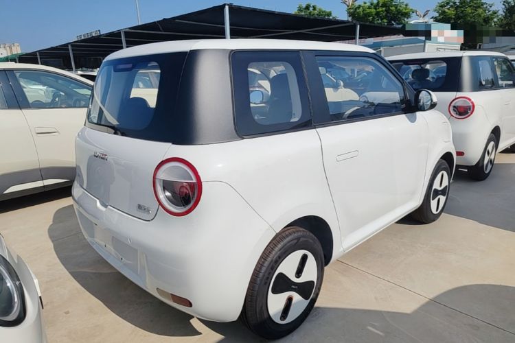 Used CHANGAN NEVO Lumin 2026 Model Treasure Edition 205km Passionate Beige Ningde Rear Right 45 Deg