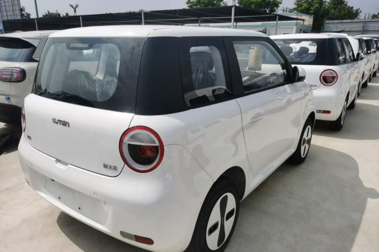 Used CHANGAN NEVO Lumin 2026 Model Treasure Edition 205km Passionate Beige Ningde Rear Right 45 Deg