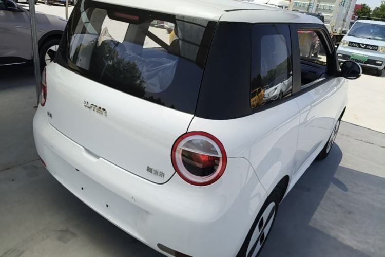 Used CHANGAN NEVO Lumin 2026 Model Treasure Edition 205km Passionate Beige Ningde Rear Right 45 Deg