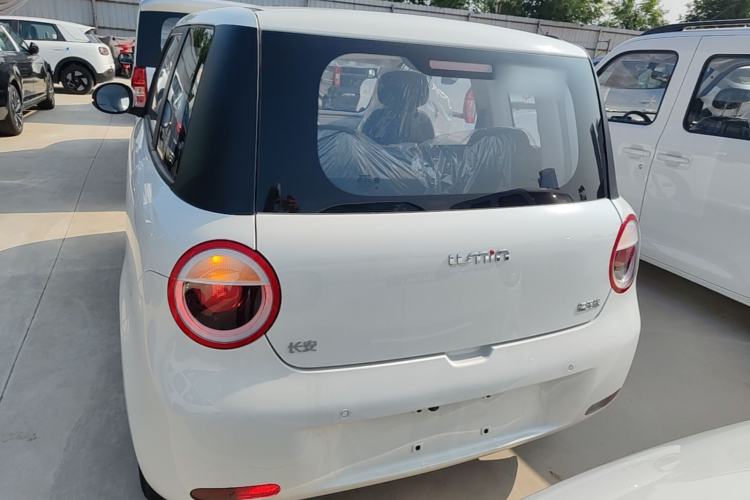 Used CHANGAN NEVO Lumin 2026 Model Treasure Edition 205km Passionate Beige Ningde Rear