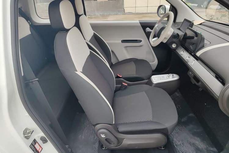 Used CHANGAN NEVO Lumin 2026 Model Treasure Edition 205km Passionate Beige Ningde Right Front Seat