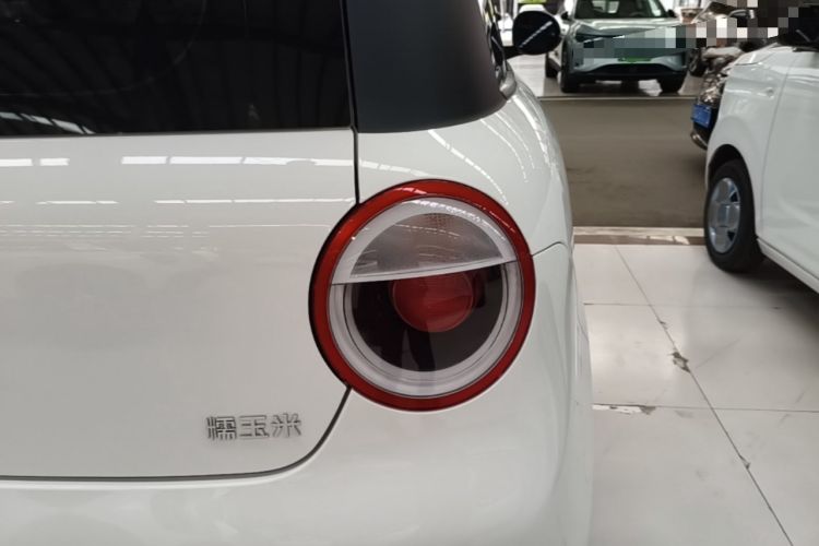 Used CHANGAN NEVO Lumin 2026 Model Treasure Edition 205km Passionate Beige Ningde Right Rear Taillight