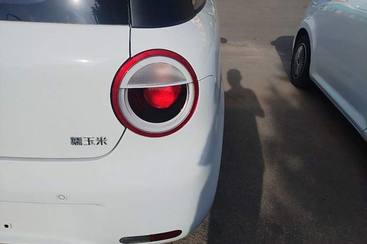 Used CHANGAN NEVO Lumin 2026 Model Treasure Edition 205km Passionate Beige Ningde Right Rear Taillight