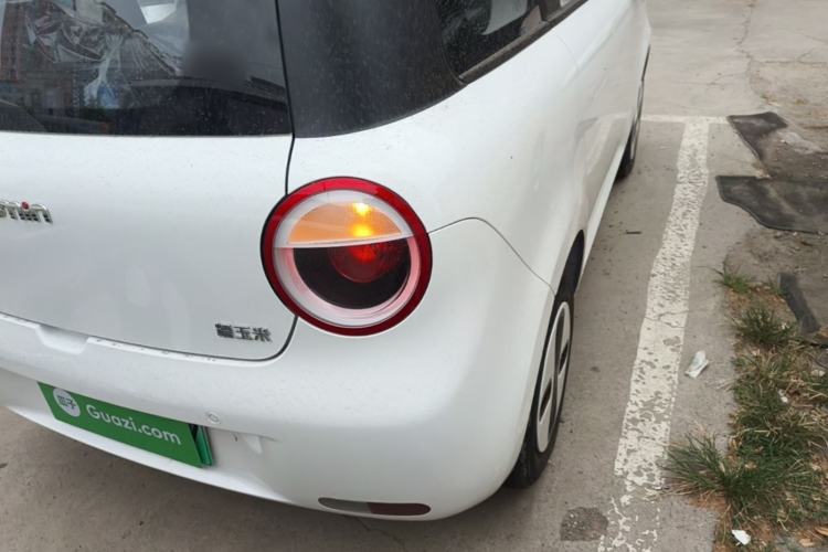 Used CHANGAN NEVO Lumin 2026 Model Treasure Edition 205km Passionate Beige Ningde Right Rear Taillight