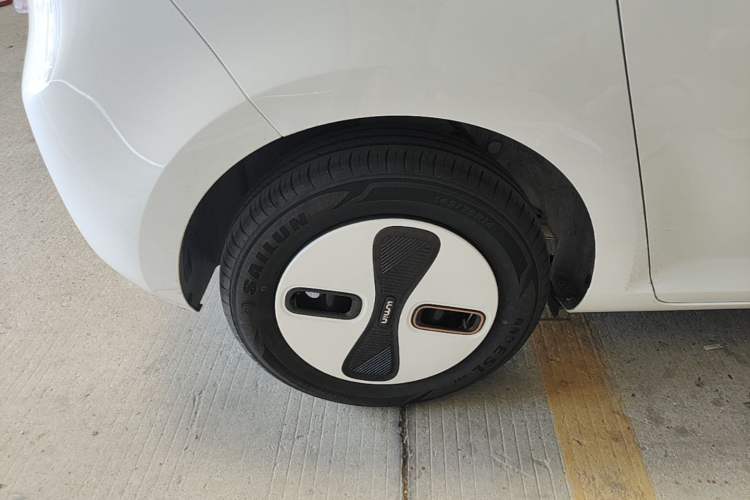 Used CHANGAN NEVO Lumin 2026 Model Treasure Edition 301km Cherished Beige Ningde Right Rear Wheel Hub