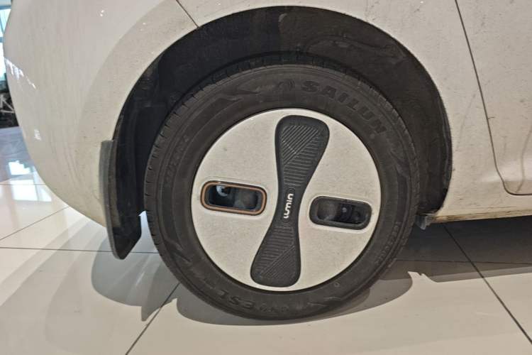 Used CHANGAN NEVO Lumin 2026 Model Treasure Edition 301km Cherished Beige Ningde Right Rear Wheel Hub