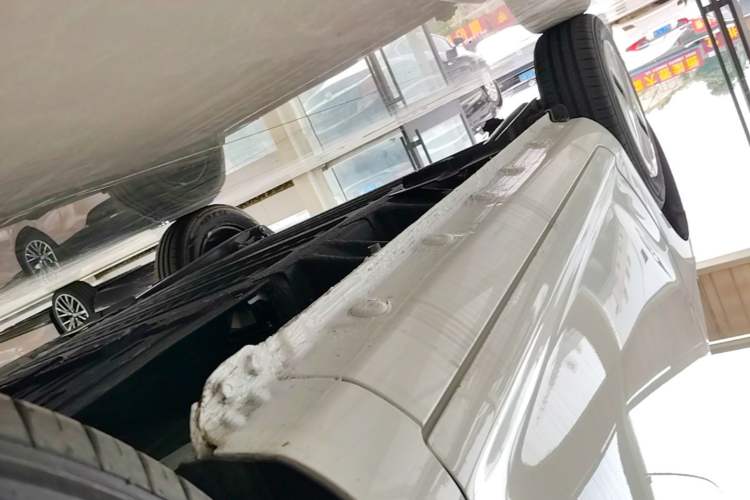 Used CHANGAN NEVO Lumin 2026 Model Treasure Edition 205km Passionate Beige Ningde Right Side Sill