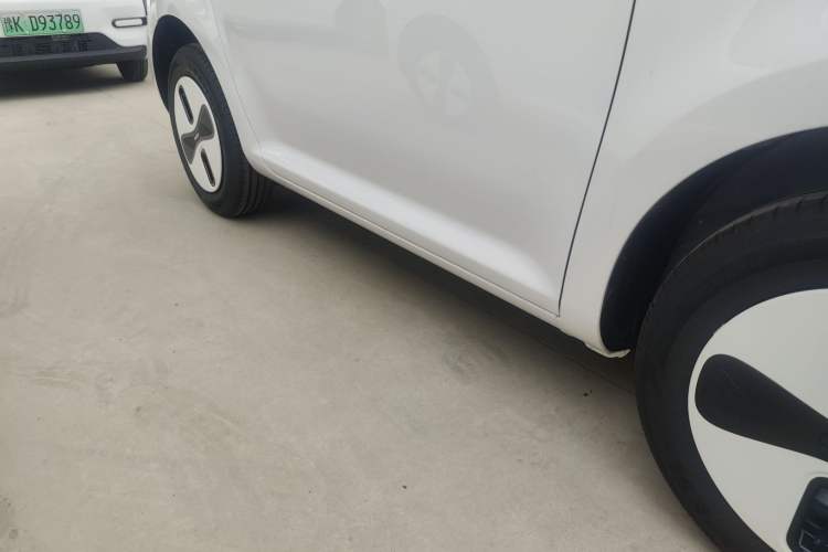 Used CHANGAN NEVO Lumin 2026 Model Treasure Edition 205km Passionate Beige Ningde Right Side Sill